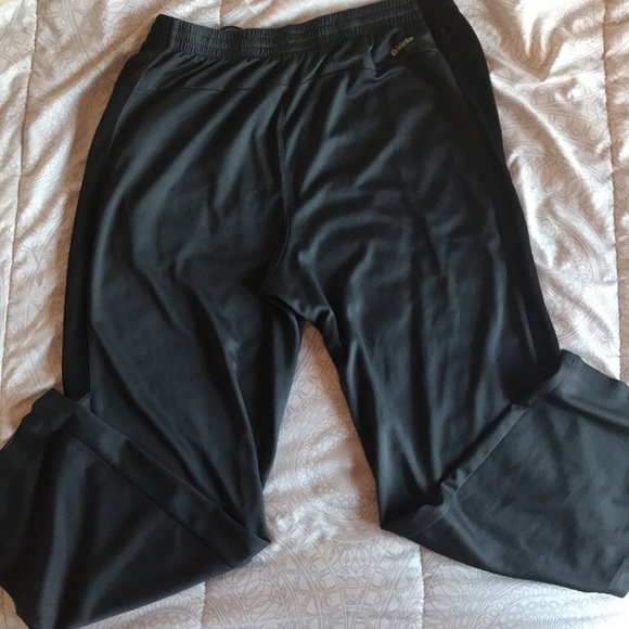 Large athletic works jogging pants - Picture 3 of 3